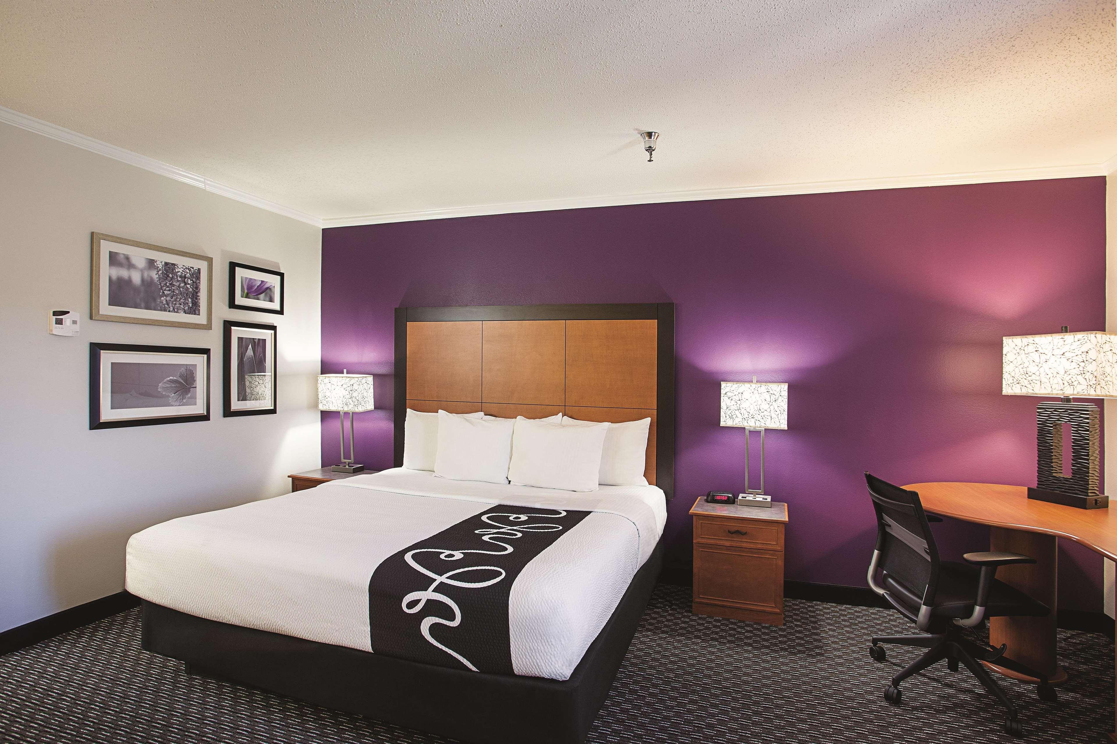 Отель La Quinta By Wyndham Baton Rouge Siegen Lane Prairieville Экстерьер фото