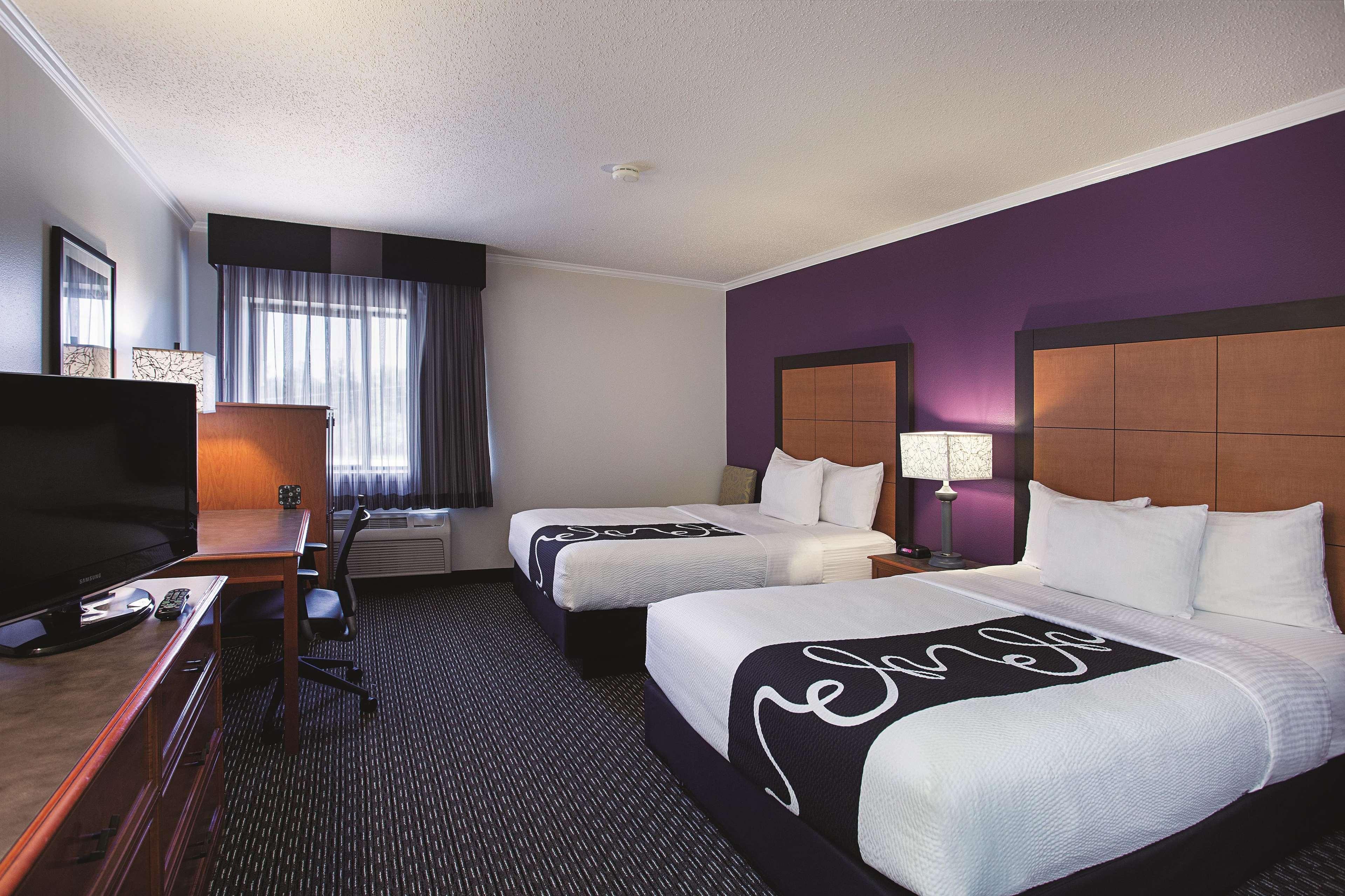 Отель La Quinta By Wyndham Baton Rouge Siegen Lane Prairieville Экстерьер фото