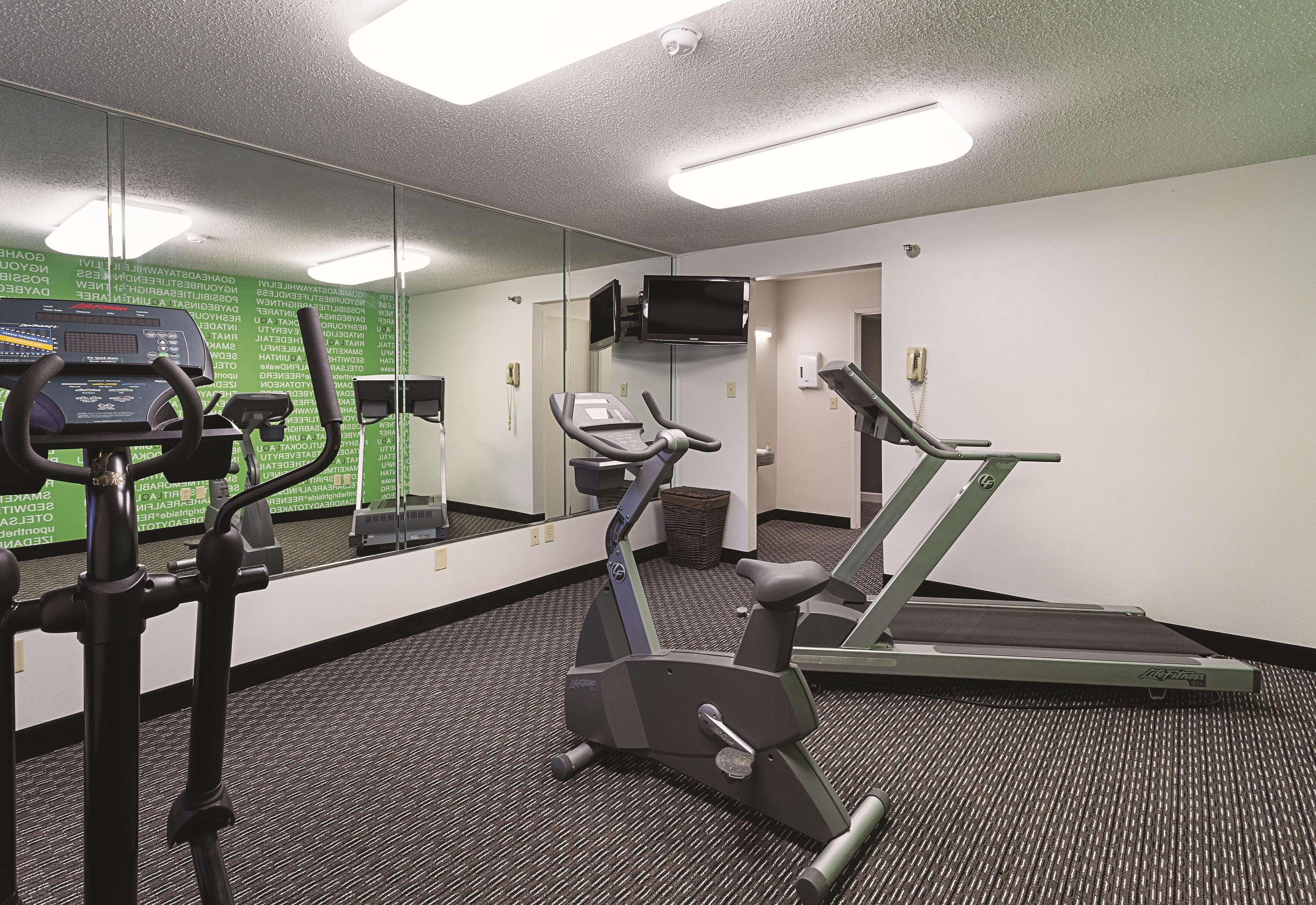 Отель La Quinta By Wyndham Baton Rouge Siegen Lane Prairieville Экстерьер фото